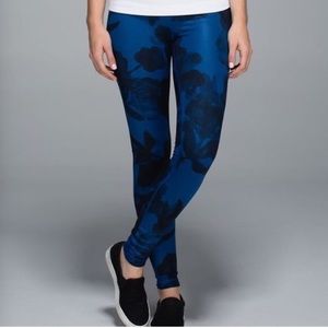 Lululemon Wunder Under leggings sz8